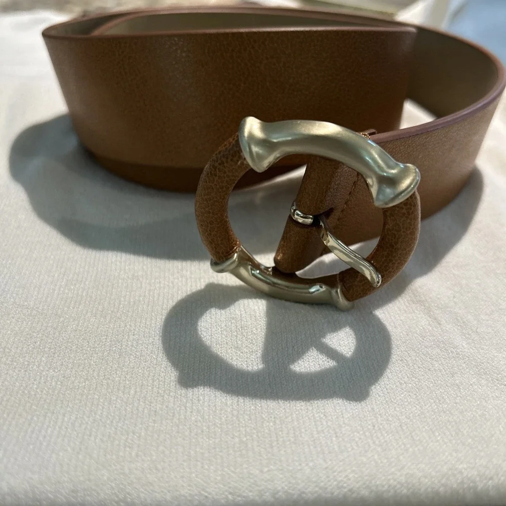 Talbots Women Belt Size XS Brown Camel Leather Exterior Gold Bamboo Buckle XS-Sm